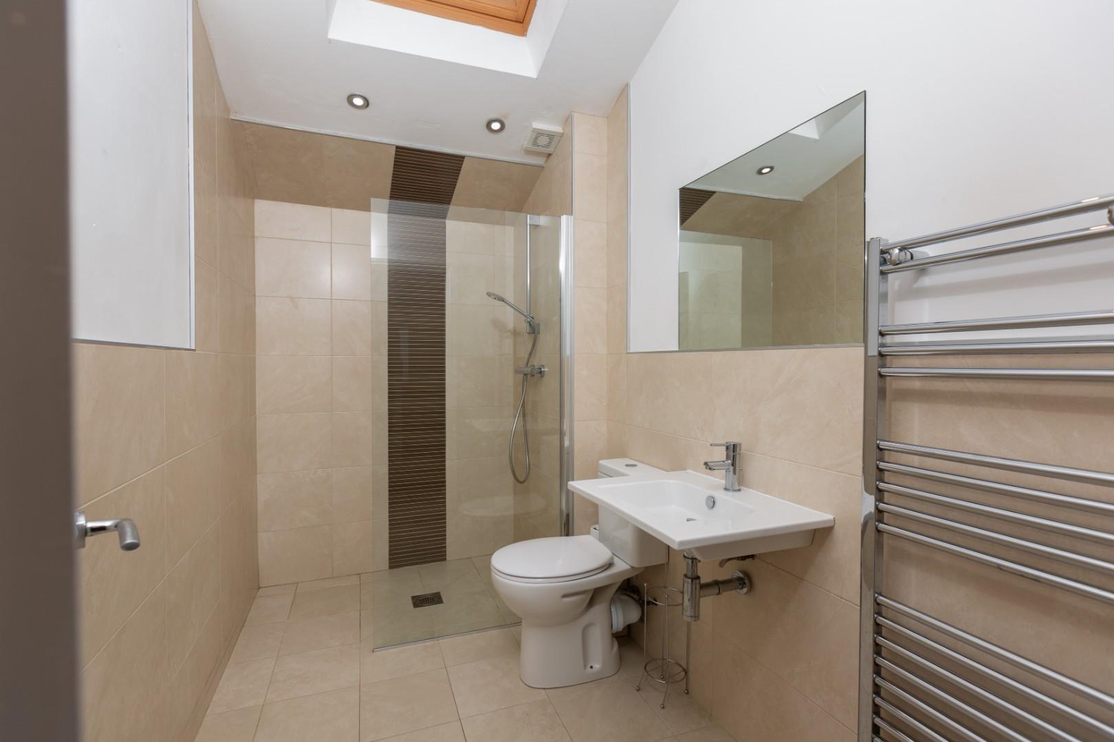 Grange Road, West Cross, Swansea, SA3 5ES